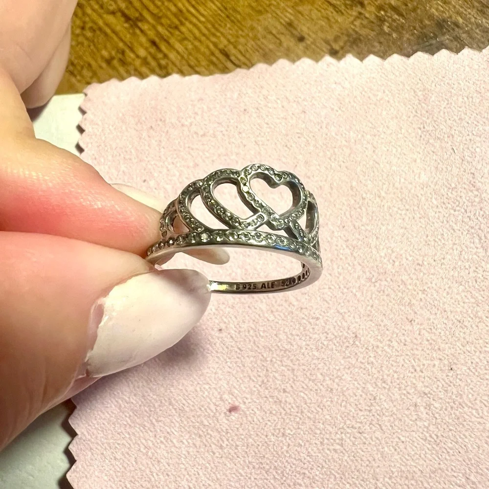 Pandora Silver Heart Tiara Ring -size 5 - Picture 4 of 7